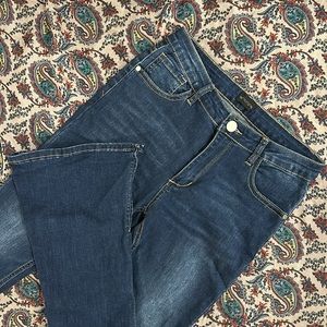 Pretty Little Thing Bell Bottom Jeans Women size 12/40 (M) (8)
